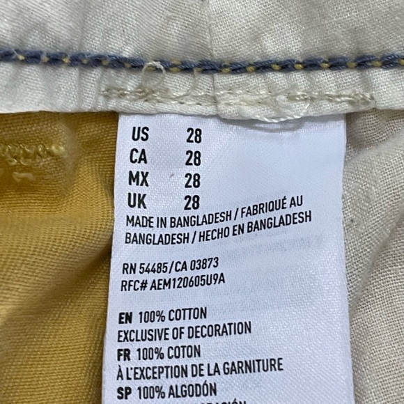 EUC American Eagle outfitters men’s shorts waist size 28“ Classic yellow gold - Picture 5 of 7